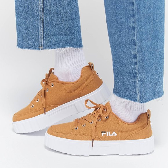 Fila Shoes - Fila Sandblast Low Sneaker Brown Size 9